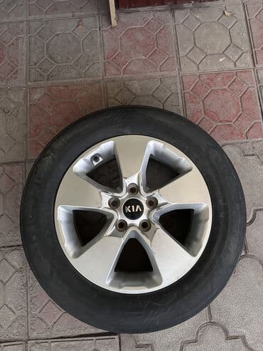 Продаю запасной шину с дисками
205/65/R16