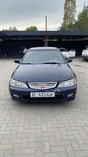 Honda Accord: 2001 г., 1.8 л, Автомат, Бензин, Седан