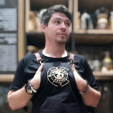 ☕ Услуги Бренд-Бариста / Шеф-Бариста / Консультанта (Опыт 10 лет) at lalafo.kg ☕ Услуги Бренд-Бариста / Шеф-Бариста / Консультанта (Опыт 10 лет)