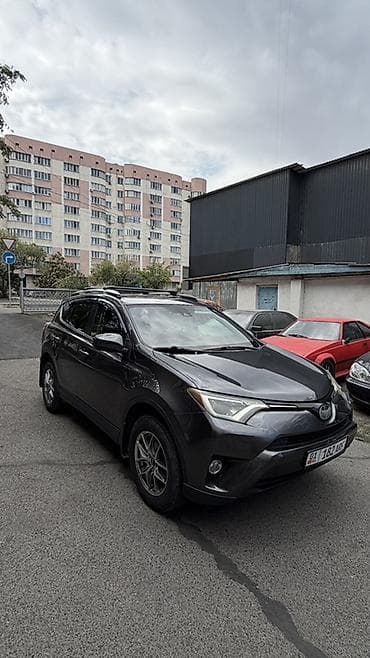 Toyota RAV4: 2018 г., 2.5 л, Автомат, Бензин, Кроссовер