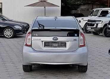 prius v: Toyota Prius: 2012 г., 1.8 л, Вариатор, Гибрид, Седан — 9