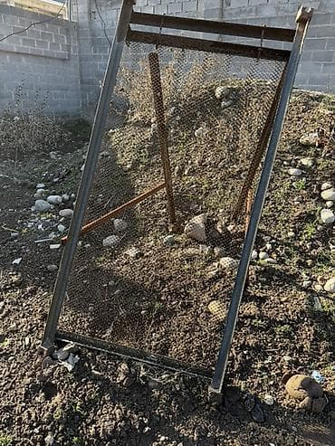 Холодильное оборудование: Сито-дробилка для просеивания грунта/песка/щебня Описание: - Ручное — 1