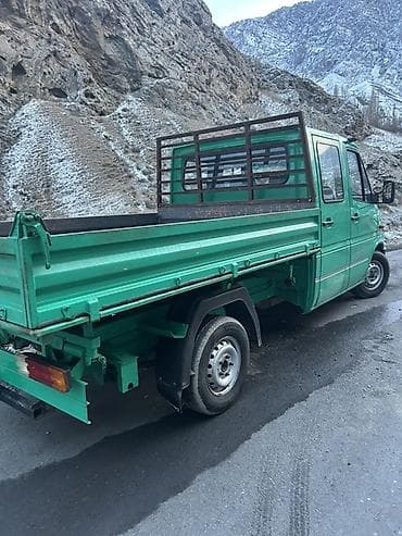 машина рам: Mercedes-Benz Sprinter (кабина-дубль, бортовой) - Тип: малотоннажный — 6