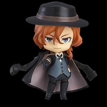 Фигурка-чиби (тип Nendoroid) персонажа с рыжими волосами в черной