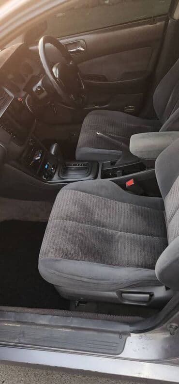 меняю дом на машину: Honda Accord: 2003 г., 1.8 л, Автомат, Бензиновая, Седан — 6