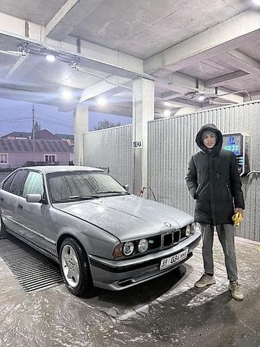 BMW 5 series: 1991 г., Механика, Седан — 4