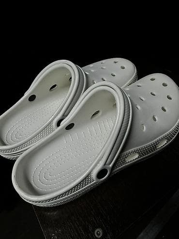 ролик обувь: Мужские сандалии, 46, Crocs, Новый, цвет - Белый, Самовывоз — 1