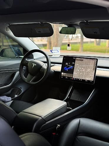 автомобил: Tesla Model 3: 2020 г., Электромобиль — 7