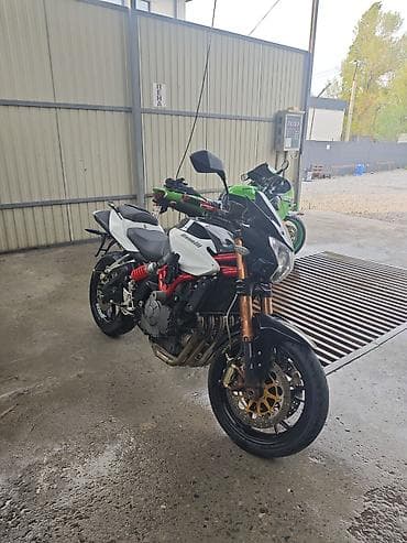 dio 27: Benelli BJ 600 – мощный итальянский нейкед. В очень хорошем состоянии! — 7