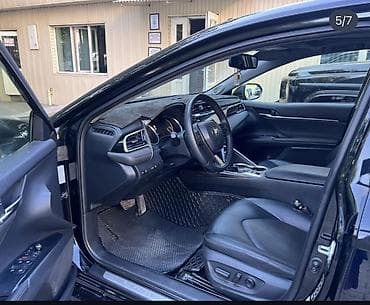 Продажа авто: Toyota Camry: 2018 г., Гибрид — 7