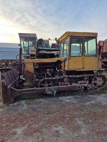 купить запчасти на опель вектра б: Бульдозер, 1985 г., Гусеничный — 2