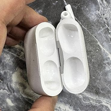 Техника жана электроника: Air pods PRO 2 В оригинале почти новые Брали 2 недели назад новыми — 6