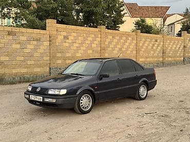 Унаа: Volkswagen Passat: 1994 г., 1.8 л, Кол менен иштөөчү, Бензин, Седан — 2