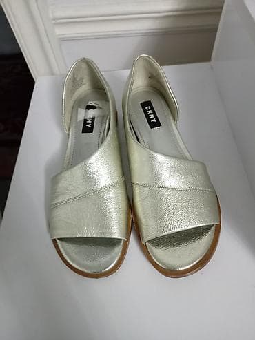 кан кен: Босоножкалар, 36.5, DKNY, Колдонулган, түсү - Алтын, Акылуу жеткирүү — 2