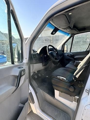козырек 124: Срочно продаются!!! Mercedes-Benz Sprinter Год; 2010 Холодильник — 9