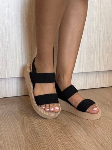 женская обувь больших размеров из германии: Босоножки, 37, Новый, цвет - Черный, Платная доставка, Самовывоз — 1