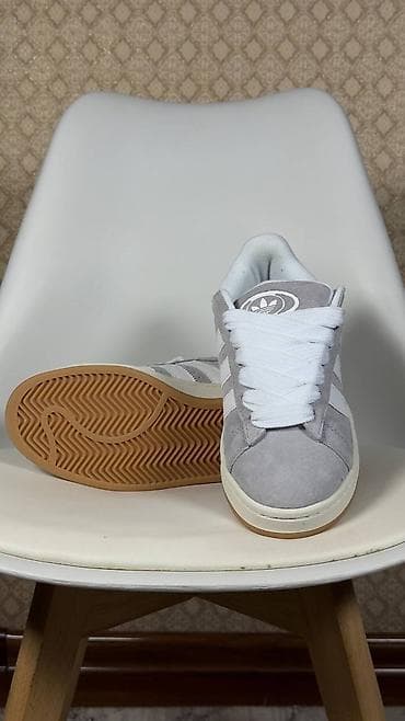 джинсы бишкек мужские: Мужские кроссовки, 41, Adidas, Новый, цвет - Серый — 2