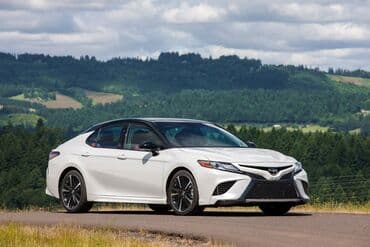 тойота 55: Toyota Camry: 2018 г. — 1