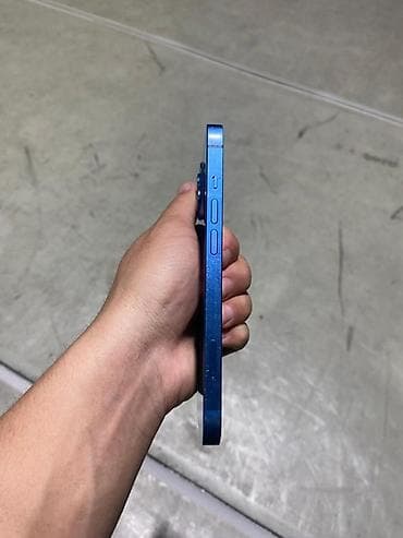 экран на айфон 6: IPhone 13, Синий — 4