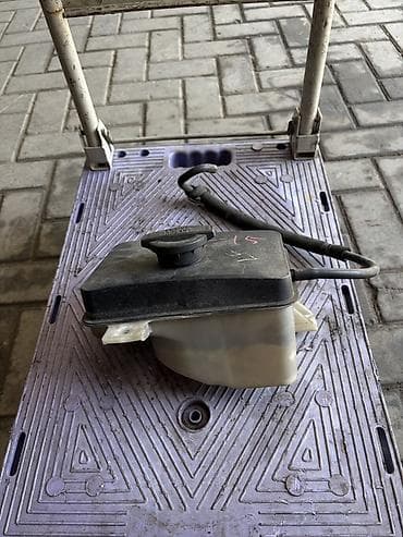 ато: Бачок Hyundai Б/у, Оригинал, Корея — 2