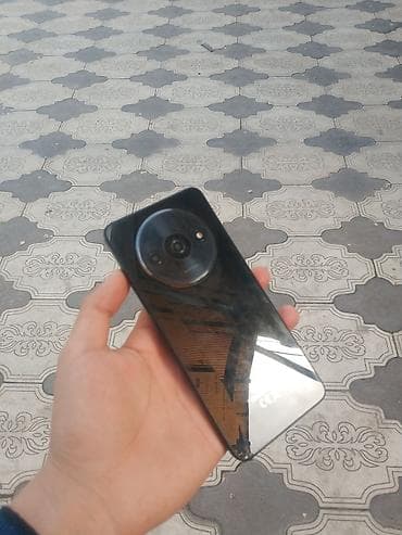 дисплей samsung j5: Смартфон TCL с круглым модулем камер - Экран: безрамочный, с — 2