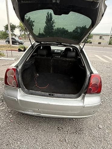 Транспорт: Toyota Avensis: 2003 г., 2 л, Типтроник, Бензин, Хетчбек — 7