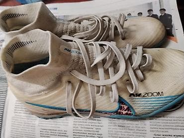 Футбольные бутсы Nike Air Zoom носили пару месяцев размер 38.5