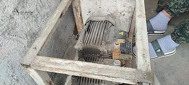 матор для вода: Электродвигатель с насосной частью в металлической раме Описание: - — 1