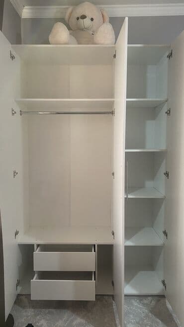 прокат одежды: Кийим салуучу шкаф, Түз — 4