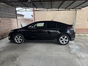 авто полотка: Chevrolet Volt: 2013 г., 1.4 л, Автомат, Электромобиль, Седан — 2