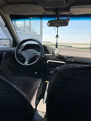 daf tandem: Mazda 323: 1992 г., 1.6 л, Ручные, Бензин, Седан — 5