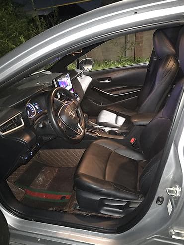 mini jack: Toyota Levin: 2020 г., 1.8 л, Вариатор, Гибрид, Хэтчбэк — 9