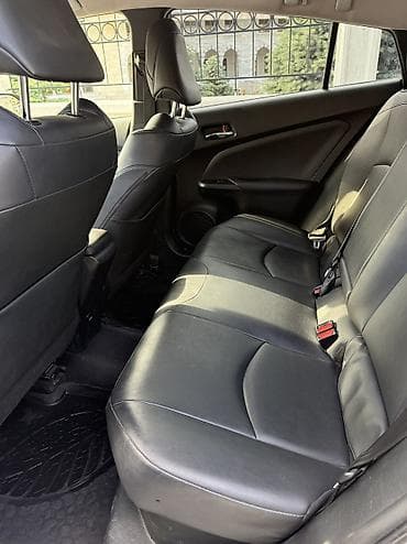 prius: Toyota Prius: 2016 г., Гибрид — 8