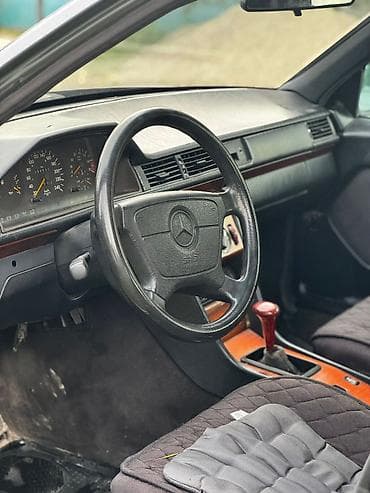 пл: Mercedes-Benz E-Class: 1994 г., 2 л, Механика, Бензин, Седан — 9