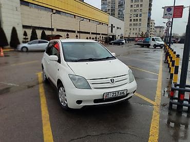 sv 40: Toyota ist: 2004 г., 1.3 л, Автомат, Бензин, Хэтчбэк — 1