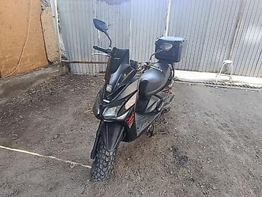 мотороллер с кабиной купить: 150 куб. см, Бензин — 6