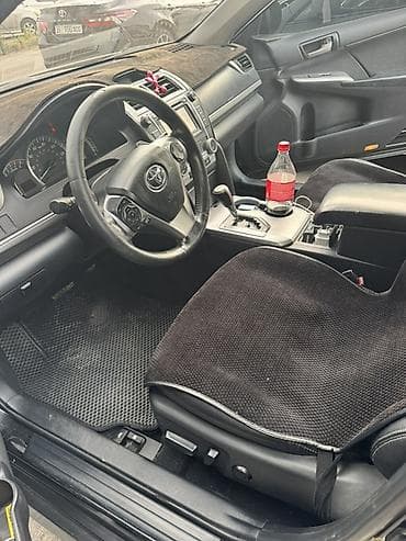 4 7: Toyota Camry: 2013 г., 2.5 л, Автомат, Бензин, Седан — 6