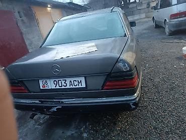 sprinter 4 4: Mercedes-Benz W124: 1994 г., 2.3 л, Механика, Бензин, Седан — 7