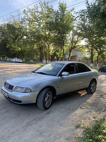 Audi: Audi A4: 1997 г., 1.8 л, Кол менен иштөөчү, Бензин, Седан — 3