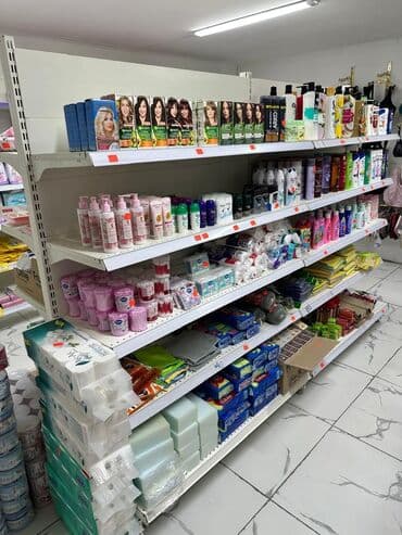 советские весы: Срочно продается торговое оборудование, витринные полки, стенные и — 7