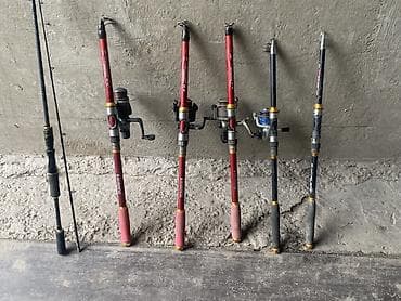 клавишные инструменты: Комплект рыболовных удилищ и катушек. В составе: - 2 шт — 3