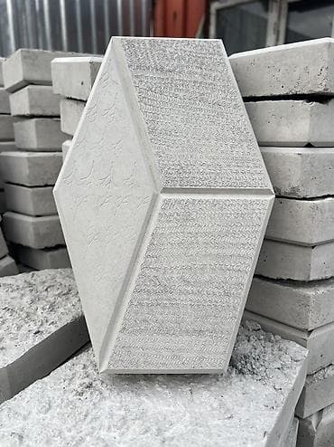 пьедесталом раковина с: Евробрусчатка всех видов элитные брусчатки бордюры лотки Доп услуги — 5