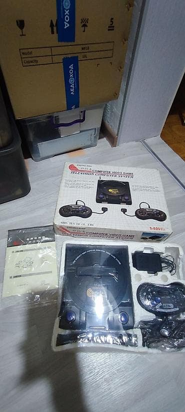 Денди приставка на микросхема больших. 90х годов новая. работает