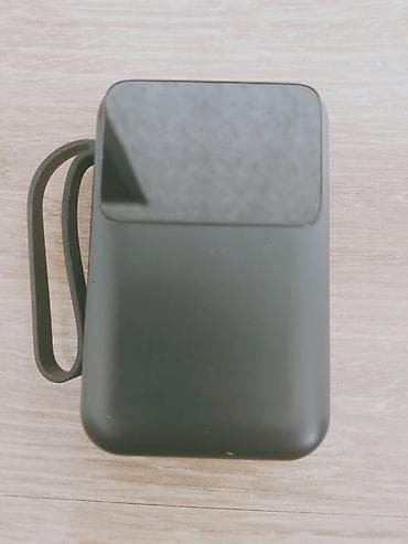 блютуз наушники ош: Портативный аккумулятор (power bank) с встроенными кабелями и дисплеем — 1