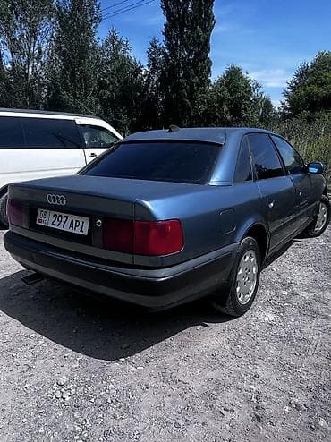 Audi 100: 1991 г., 2.6 л, Механика, Бензин, Седан — 6