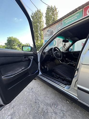 kia k3 2018: BMW 5 series: 1994 г., 2.5 л, Механика, Бензин, Седан — 8