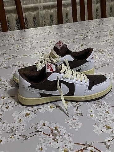 кеды 37 размер: Мужские кроссовки, 42, Nike, Б/у, цвет - Коричневый, Самовывоз, Платная доставка — 3