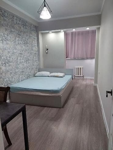 osh flat: 🏡 Сдаётся 3-комнатная квартира-студия в центре! 📍 Адрес: ул — 3