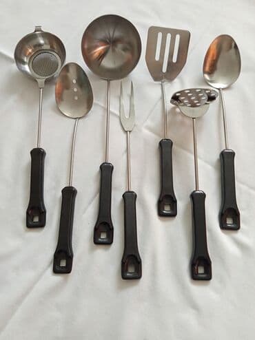 Таз эмалированный емкостью 12 литров. Скороварка, кастрюля. Цена -