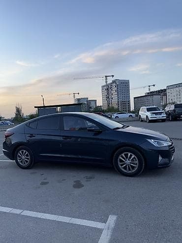 daewoo centra: Hyundai Avante: 2019 г., 1.6 л, Автомат, Газ, Седан — 2